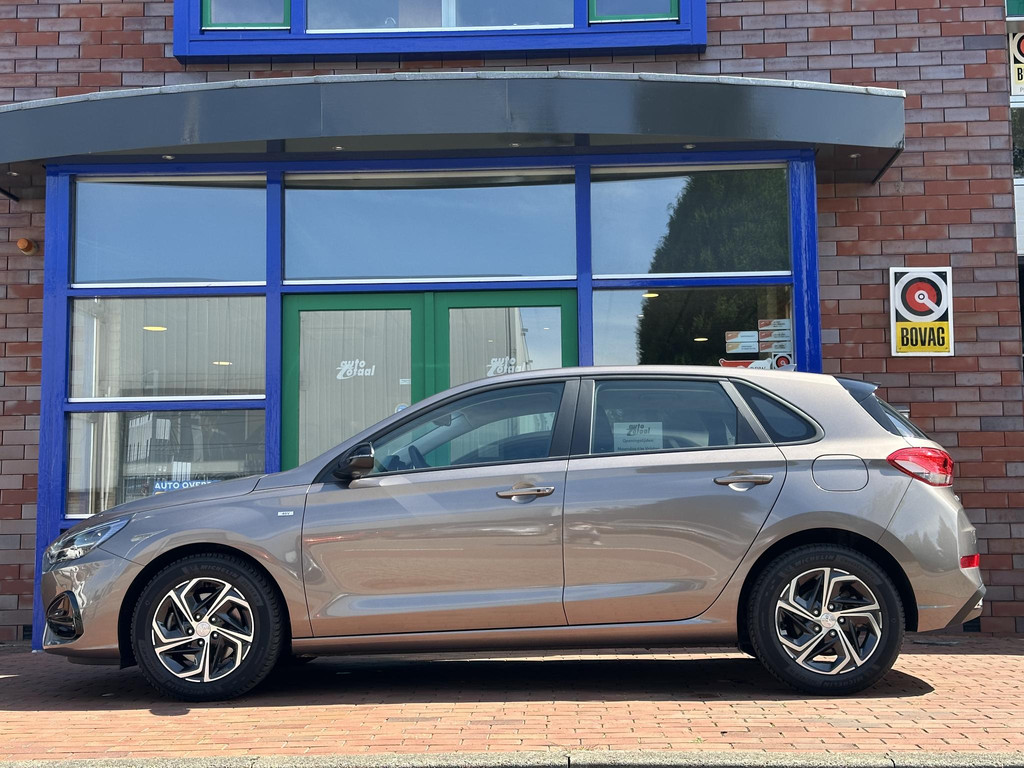 Hyundai i30 1.0 T-GDi MHEV Comfort Smart 46474648-21.jpg | Auto Totaal Center