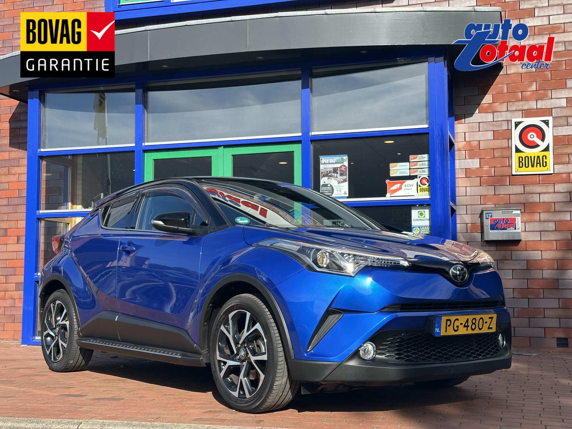 Toyota C-HR 1.2 Bi-Tone 47891550-0.jpg | Auto Totaal Center