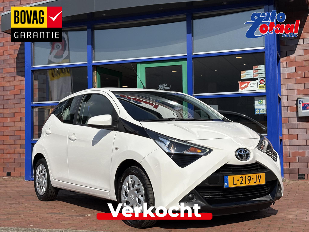 Toyota Aygo 1.0 VVT-i x-play 52881239-0.jpg | Auto Totaal Center
