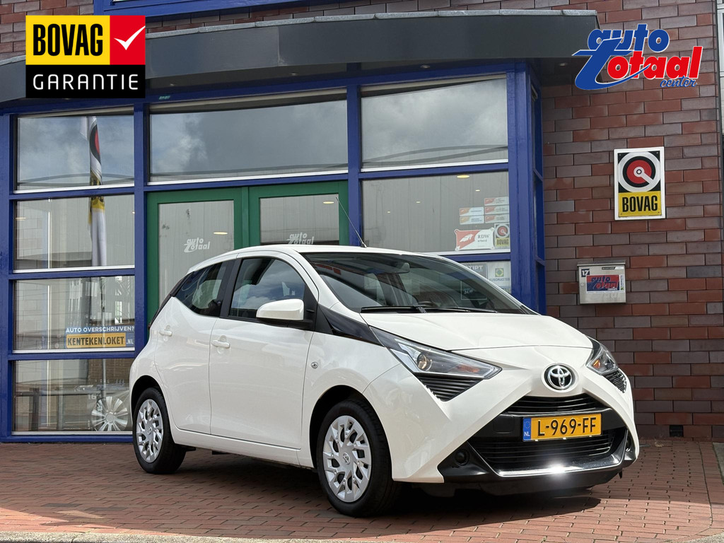 Toyota Aygo 1.0 VVT-i x-play 53422711-0.jpg | Auto Totaal Center