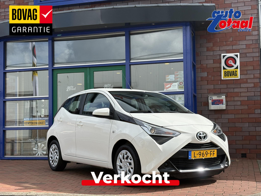 Toyota Aygo 1.0 VVT-i x-play 53422711-0.jpg | Auto Totaal Center