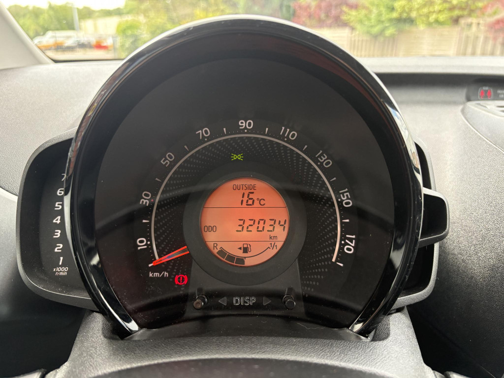 Toyota Aygo 1.0 VVT-i x-play 53422711-1.jpg | Auto Totaal Center