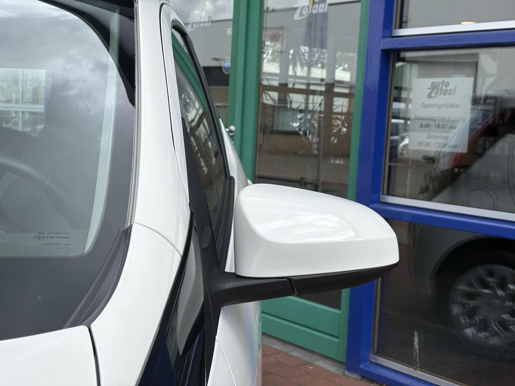 Toyota Aygo 1.0 VVT-i x-play 53422711-10.jpg | Auto Totaal Center