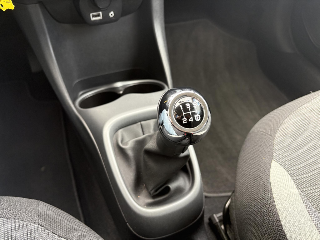 Toyota Aygo 1.0 VVT-i x-play 53422711-13.jpg | Auto Totaal Center