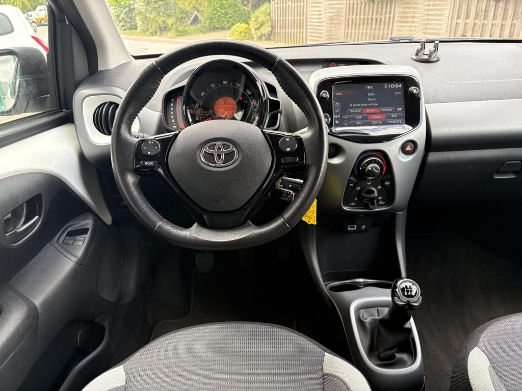 Toyota Aygo 1.0 VVT-i x-play 53422711-3.jpg | Auto Totaal Center