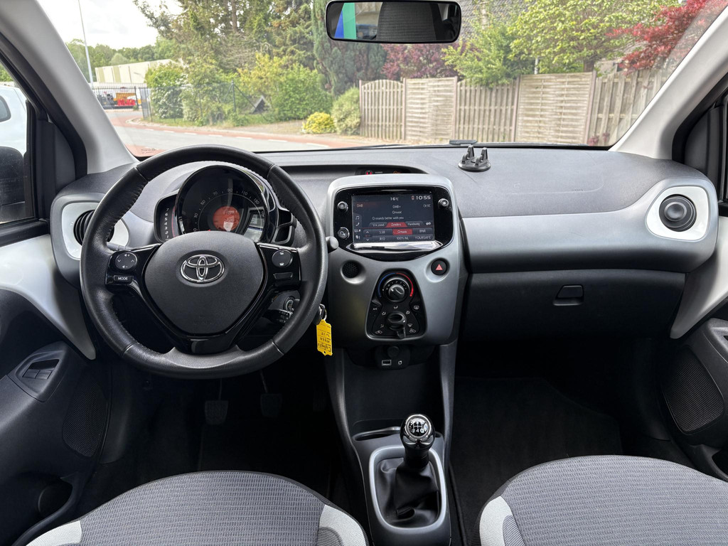 Toyota Aygo 1.0 VVT-i x-play 53422711-4.jpg | Auto Totaal Center