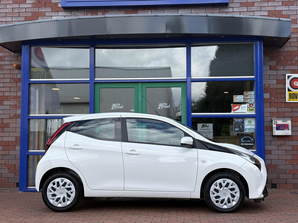 Toyota Aygo 1.0 VVT-i x-play 53422711-5.jpg | Auto Totaal Center
