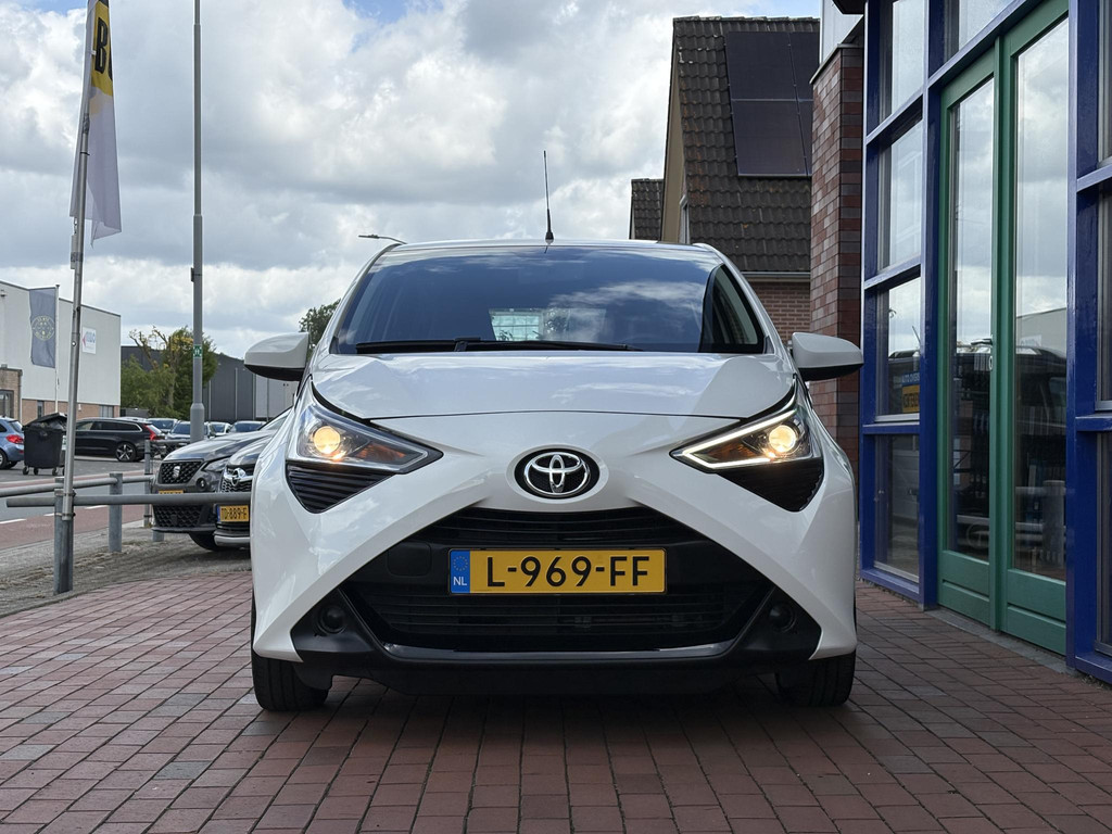 Toyota Aygo 1.0 VVT-i x-play 53422711-6.jpg | Auto Totaal Center
