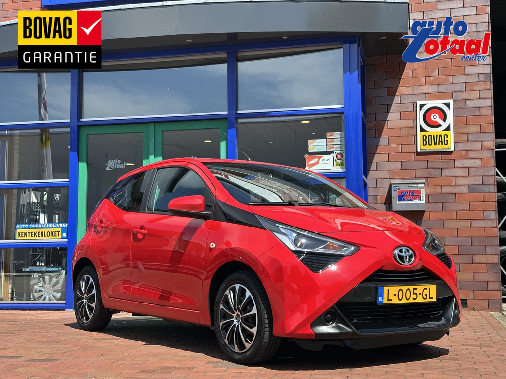 Toyota Aygo 1.0 VVT-i x-play 54215724-0.jpg | Auto Totaal Center