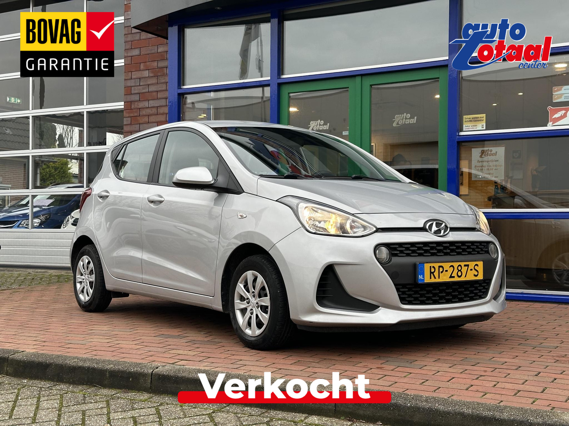 Hyundai i10 1.0i Comfort 42173446-0.jpg | Auto Totaal Center