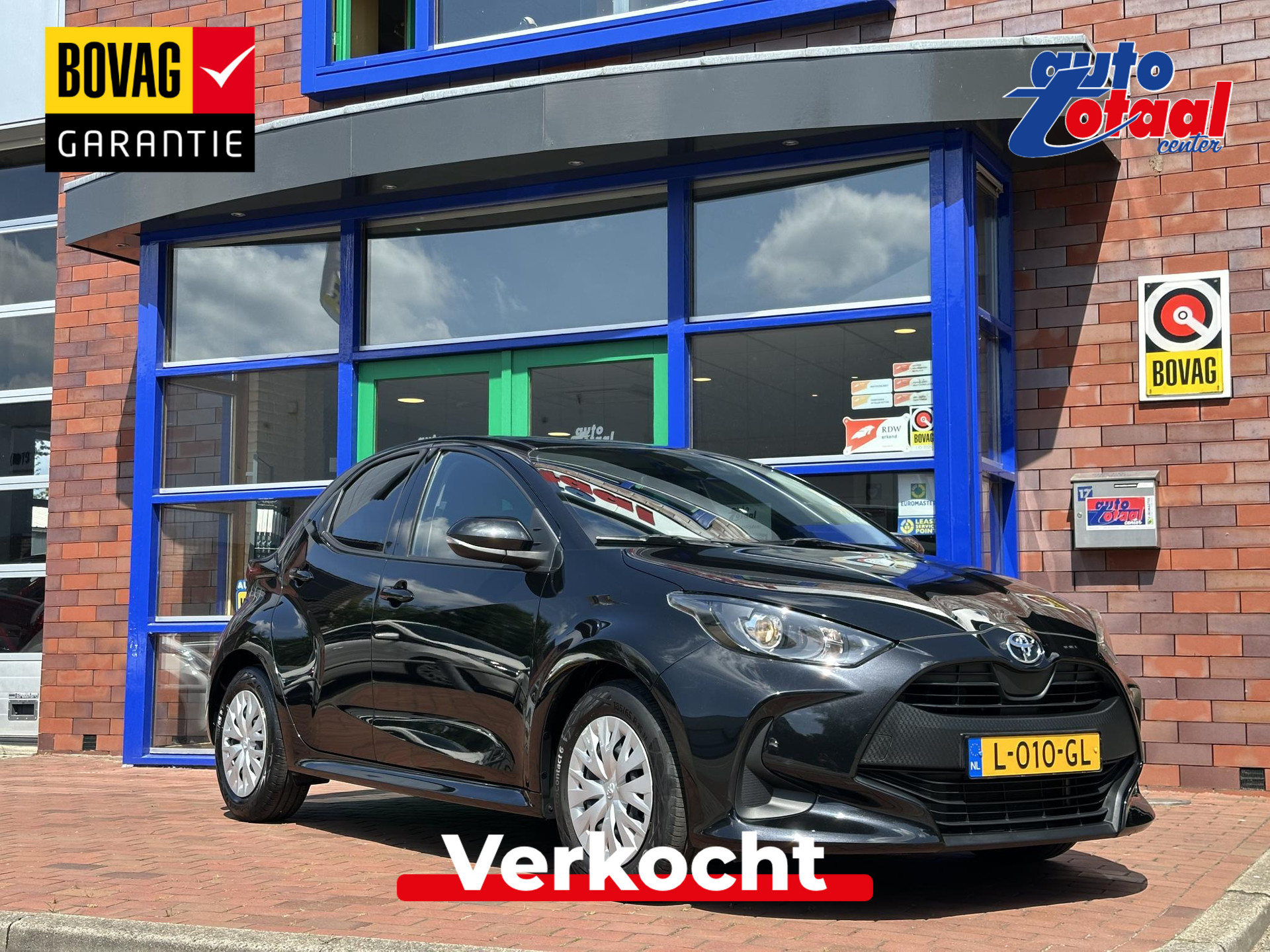 Toyota Yaris 1.0 VVT-i Active 45945561-0.jpg | Auto Totaal Center