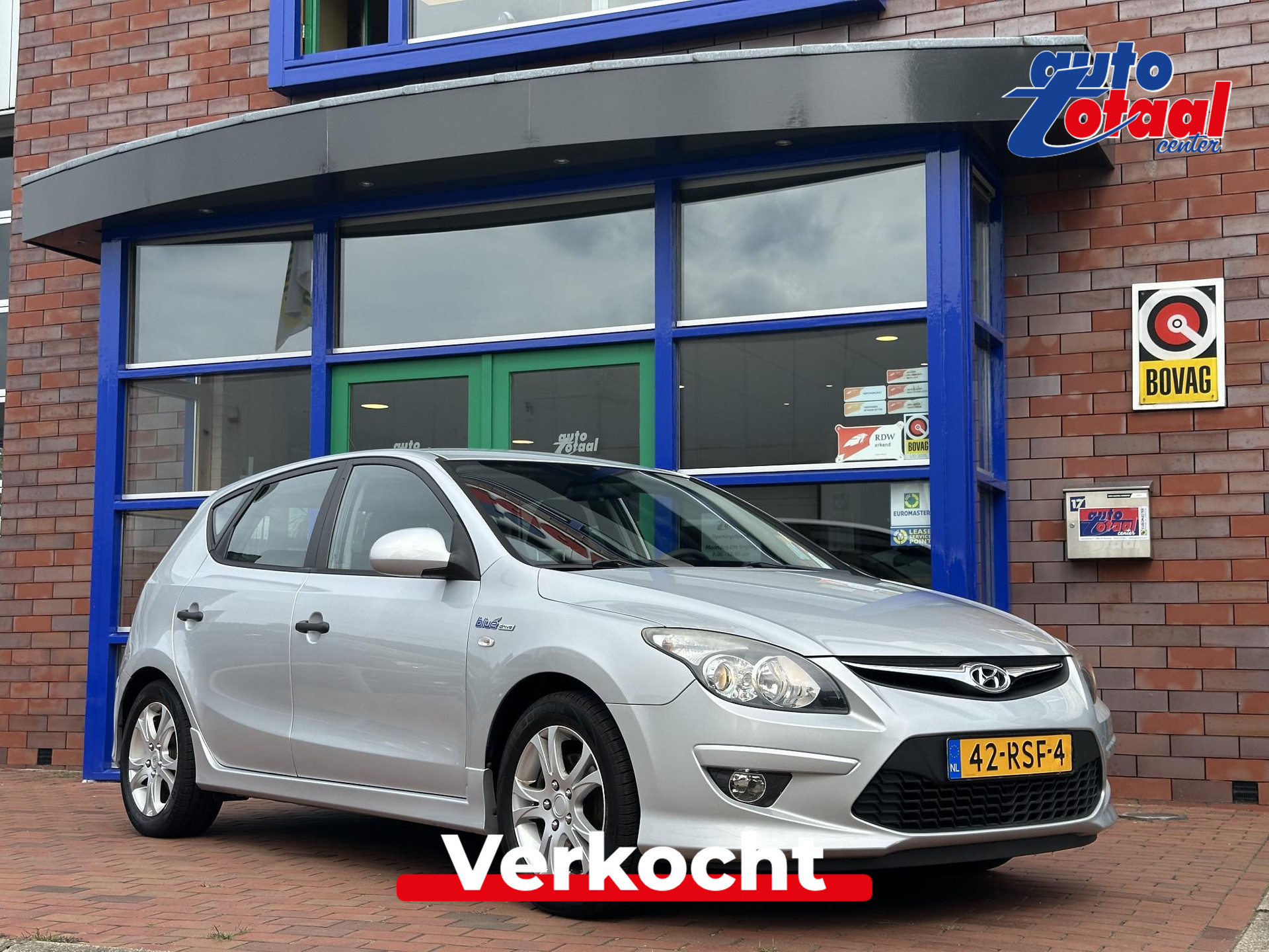 Hyundai i30 1.4i i-Drive Cool 46893306-0.jpg | Auto Totaal Center